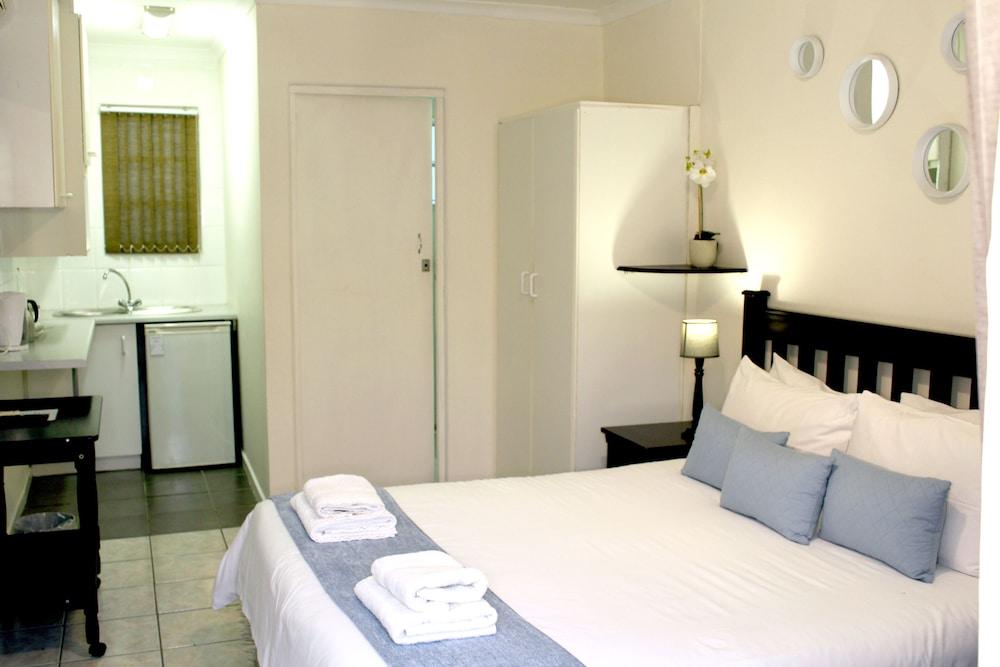 Mandalay Bed & Breakfast And Conference Centre Durban Exterior photo