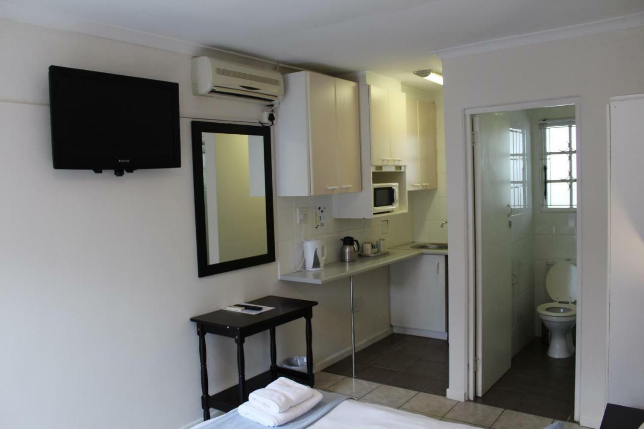Mandalay Bed & Breakfast And Conference Centre Durban Exterior photo